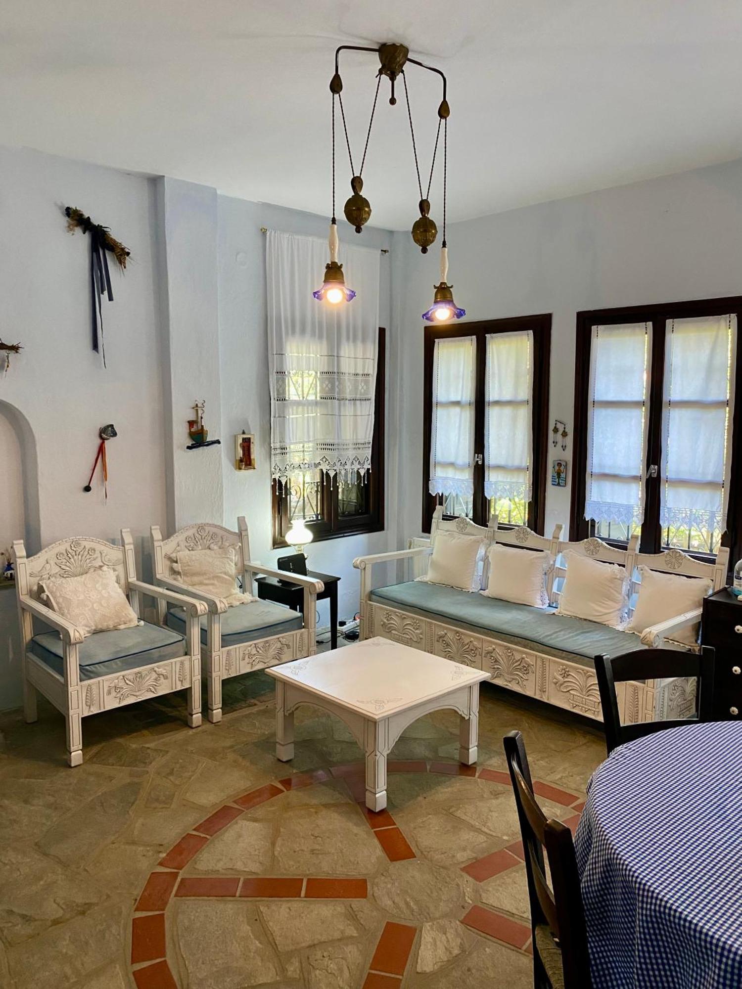 Villa Valia: Traditional Luxurious Residence 皮加迪卡 外观 照片